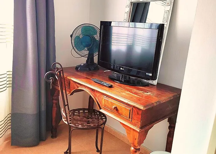 Tamarindo 28, Pool Front,free Wifi * Corralejo