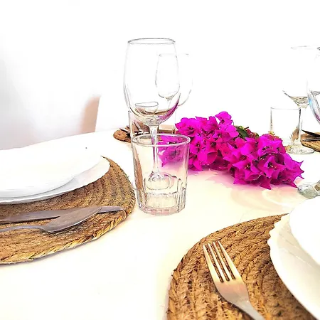 Apartamento Tamarindo 28, Pool Front,free Wifi Corralejo